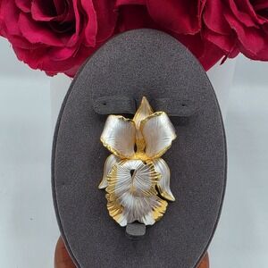 Cerrito Original 1982 Iris Floral Brooch Gold Tone Two Tone Pin Art Easter